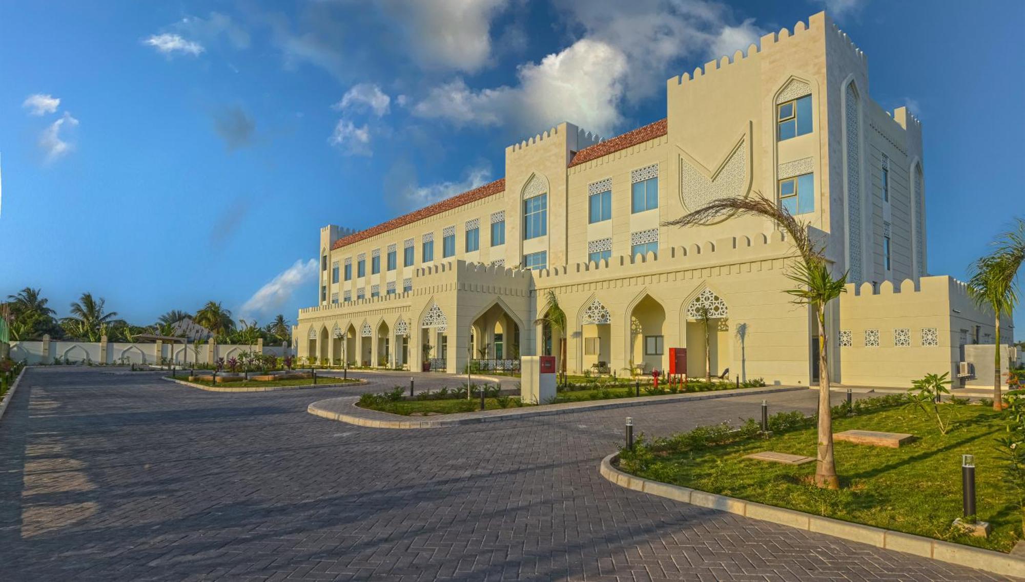 Golden Tulip Zanzibar Airport Hotel & Spa Exterior photo